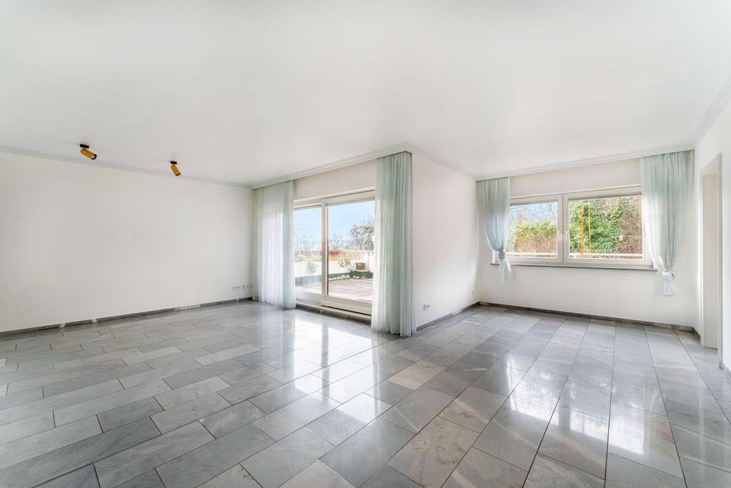 Immobilie in Rielasingen-Worblingen - Großzügige 3-Zimmer Wohnung mit Panorama-Terrasse - Bild 0