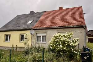Kleines Haus auf großem Grundstück inmitten der Uckermark!