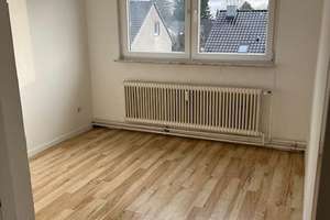 Schöne Dachgeschosswohnung in Uninähe zu vermieten