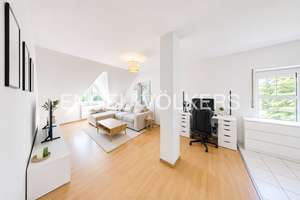 Moderne, lichtdurchflutete Dachgeschosswohnung in Erbenheim! – Die vollständige Adresse der Immobilie erhältst du vom Anbieter., 65205 Erbenheim, Wiesbaden – Vorschaubild 5