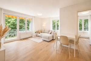 Frisch sanierte 2-RW im DG* neue EBK* Süd-Balkon* moderne Möblierung* Bad mit Wanne* AK* PKW-SP* – Am Weißiger Bach 30b, 1328 Weißig, Dresden – Vorschaubild 8