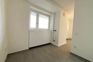 Neues Familien-Zuhause! Modernisierte 4 Zimmer mit Umlaufbalkon, 2 neue Bäder, neuer Boden, Aufzug – Krohstraße 2, 50968 Bayenthal, Köln – Vorschaubild 13