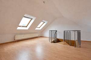 Schöne, helle 3-Raum-Wohnung mit Fernblick & Tageslichtbad auf dem beliebten Kaßberg – Franz-Mehring-Straße 9, 9112 Kaßberg, Chemnitz – Vorschaubild 5