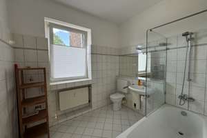 Studenten bzw.  1-Personen Appartement am Allee-Center Altenessen (10 Min U-Bahn zur Uni Essen) – Altenessener Str. 408, 45329 Altenessen-Nord, Essen – Vorschaubild 2