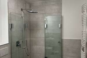 Wohnung mit Balkon, hochwertiger Einbauküche und Außenstellplatz im Inneren Westen  – Von-Brettreich-Straße 3, 93049 Westenviertel, Regensburg – Vorschaubild 11