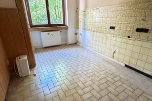 Charmante Altbauwohnung mit Balkon, Garage und großem Gestaltungspotenzial im Essener Südviertel  – Richard-Wagner-Str. 74, 45128 Rüttenscheid, Essen – Vorschaubild 6