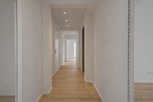 Luxuriöse Dachgeschossresidenz über 5 Zimmer mit direktem Aufzug, zwei Balkonen & hohem Wohnkomfort – Die vollständige Adresse der Immobilie erhältst du vom Anbieter., 65203 Biebrich, Wiesbaden – Vorschaubild 2