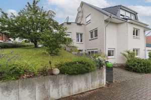 Für Eigennutzung und Vermietung: EFH mit großzügigen Räumen und Einliegerwohnung in ruhiger Lage – Hildesheim (Kreis) – Vorschaubild 15