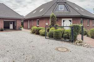 Wohnen mit Raum und Qualität – Gepflegtes Einfamilienhaus in Achtrup – Die vollständige Adresse der Immobilie erhältst du vom Anbieter., 25917 Achtrup – Vorschaubild 2