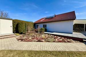 PROVISIONSFREI |Bungalow inkl. Solaranlage – ideal für Familien mit großem Grundstück! – Die vollständige Adresse der Immobilie erhältst du vom Anbieter., 15859 Storkow (Mark) – Vorschaubild 1