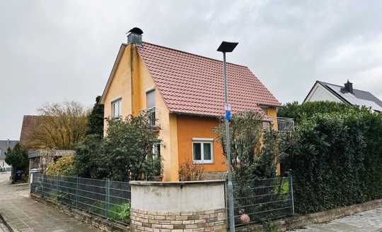 Platz für Familie, Gäste oder Homeoffice – Haus mit separatem Apartment