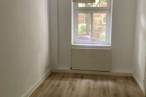 Eine tolle  2-Zimmer-Erdgeschosswohnung in Düsseldorf-Benrath – Die vollständige Adresse der Immobilie erhältst du vom Anbieter., 40597 Benrath, Düsseldorf – Vorschaubild 4