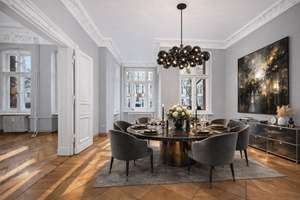 HERRSCHAFTLICHE 3 Zi.STUCKWOHNUNG mit Balkon - im Denkmal Palais - im Stil der Neorenaissance