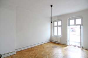 Bezugsfrei! Altbauklassiker mit Südwestbalkon und perfektem Grundriss - dicht des Treptower Parks! – Berlin – Vorschaubild 1