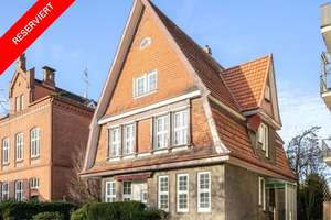 Villa in exemplarischer Form der Heimatschutzarchitektur! – Die vollständige Adresse der Immobilie erhältst du vom Anbieter., 25335 Elmshorn – Vorschaubild 1