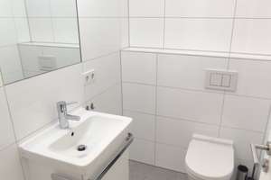 Schöne 2-Zimmer Wohnung ab 01.10.2026 ~ mit Terasse + Tiefgaragenstellplatz – 93047 Westenviertel, Regensburg – Vorschaubild 19