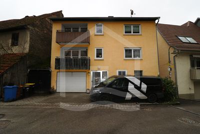 Ein Zuhause mit Möglichkeiten – Haus und Scheune in Widdern