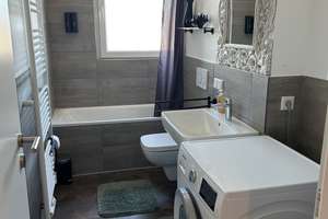 Exklusive 3-Raum-Wohnung mit Balkon und EBK in Hannover – Märkischer Weg 6, 30179 Sahlkamp, Hannover – Vorschaubild 1