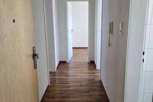 *AB SOFORT VERFÜGBAR* Frisch renovierte 3-Zimmer Wohnung mit Balkon – Königstraße 28, 47798 Stadtmitte, Krefeld – Vorschaubild 9