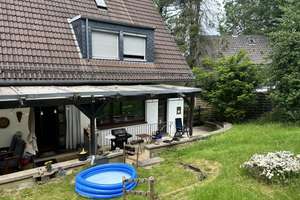 Zweifamilienhaus mit 6 Zimmern in Solingen-Mitte – Die vollständige Adresse der Immobilie erhältst du vom Anbieter., 42651 Solingen-Mitte, Solingen – Vorschaubild 2