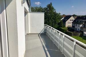 Wohnen mit Charakter: 3-Zimmer-Dachgeschosswohnung in Essen-Haarzopf – Hatzper Straße 205, 45149 Haarzopf, Essen – Vorschaubild 3