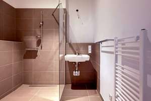 Property thumbnail 8