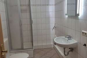gemütliche Dachgeschosswohnung mit Einbauküche und einen Monat Kaltmietfrei!!  – Fichtestraße 20, 9126 Lutherviertel, Chemnitz – Vorschaubild 7