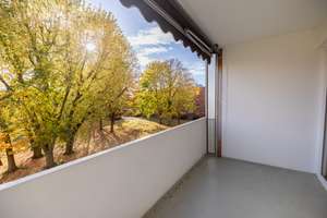 Attraktive 2,5-Zimmer-Wohnung mit Südbalkon und Fahrstuhl im 2. Obergeschoss – Die vollständige Adresse der Immobilie erhältst du vom Anbieter., 38120 Weststadt, Braunschweig – Vorschaubild 2