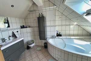 Moderne Wohnung mit Dachterrasse und Balkon – Die vollständige Adresse der Immobilie erhältst du vom Anbieter., 68239 Seckenheim, Mannheim – Vorschaubild 7