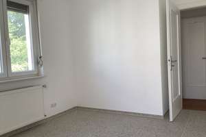Viel Platz in Darmstadt-Ost: 4-Zimmer-Wohnung mit zwei Bädern – Die vollständige Adresse der Immobilie erhältst du vom Anbieter., 64287 Darmstadt-Ost, Darmstadt – Vorschaubild 6