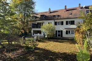 ** EIN-familienhaus Traum ** 5 Zimmer ** ca. 311 qm Grundstück ** Garten mit altem Baumbestand ** – Marloffsteiner Straße 82, 90411 Nürnberg – Vorschaubild 4