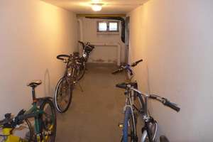 Bonn Alt-Tannenbusch. vermietete 2 ZKB am Paulusplatz – Die vollständige Adresse der Immobilie erhältst du vom Anbieter., 53119 Tannenbusch, Bonn – Vorschaubild 9