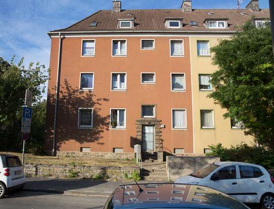hwg - Kleine Dachgeschosswohnung in zentraler Lage!