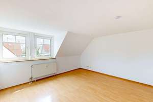 Einziehen oder investieren – Dachbodenpotenzial inkl. TG – Die vollständige Adresse der Immobilie erhältst du vom Anbieter., 85055 Nordost, Ingolstadt – Vorschaubild 3