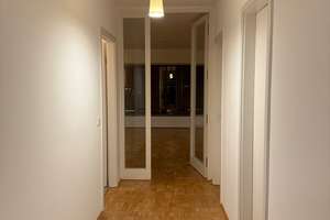 Exklusive 3-Zimmer Wohnung mit atemberaubendem Ausblick  – Ernst-Gnoß-Straße 22, 40219 Unterbilk, Düsseldorf – Vorschaubild 12