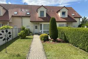Exklusive Anlagechance: Vermietetes Reihenmittelhaus mit idyllischem Ausblick in bester Lage! – Die vollständige Adresse der Immobilie erhältst du vom Anbieter., 6792 Sandersdorf – Vorschaubild 2