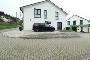 Neuwertige Doppelhaushälfte mit Terrasse, & Photovoltaik in schöner Lage von Rheinfelden-Karsau – Schützenstraße 28, 79618 Lörrach (Kreis) – Vorschaubild 2