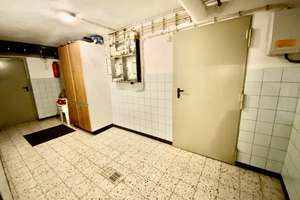 Werne-West: Großes Wohnhaus mit Büro- und Lagerflächen - auch zur Neubebauung geeignet  – Die vollständige Adresse der Immobilie erhältst du vom Anbieter., 59368 Werne – Vorschaubild 43