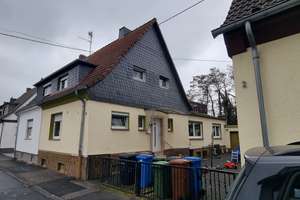 Neue Gastherme - Gemütliches Einfamilienhaus inkl. Garage und großer Dachterrasse  – Die vollständige Adresse der Immobilie erhältst du vom Anbieter., 56566 Neuwied – Vorschaubild 1