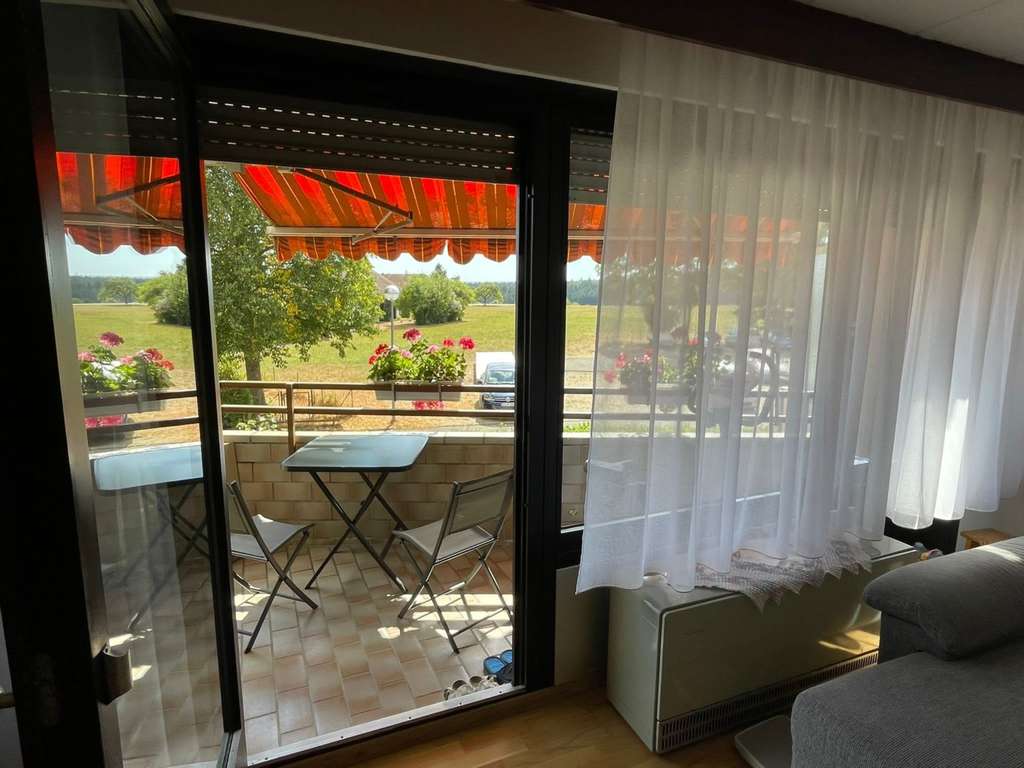 Immobilie in Altensteig - Gepflegte 2- Zimmer Wohnung zum selbst nutzen oder als Kapitalanlage - Bild 2