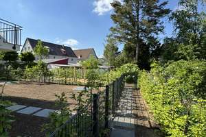 Zweitbezug 2-Zimmer-Dachterrassenwohnung in Mehrfamilienvilla mit fünf Wohneinheiten – Glockenblumenstrasse 16, 80935 Lerchenau-Ost, München – Vorschaubild 7