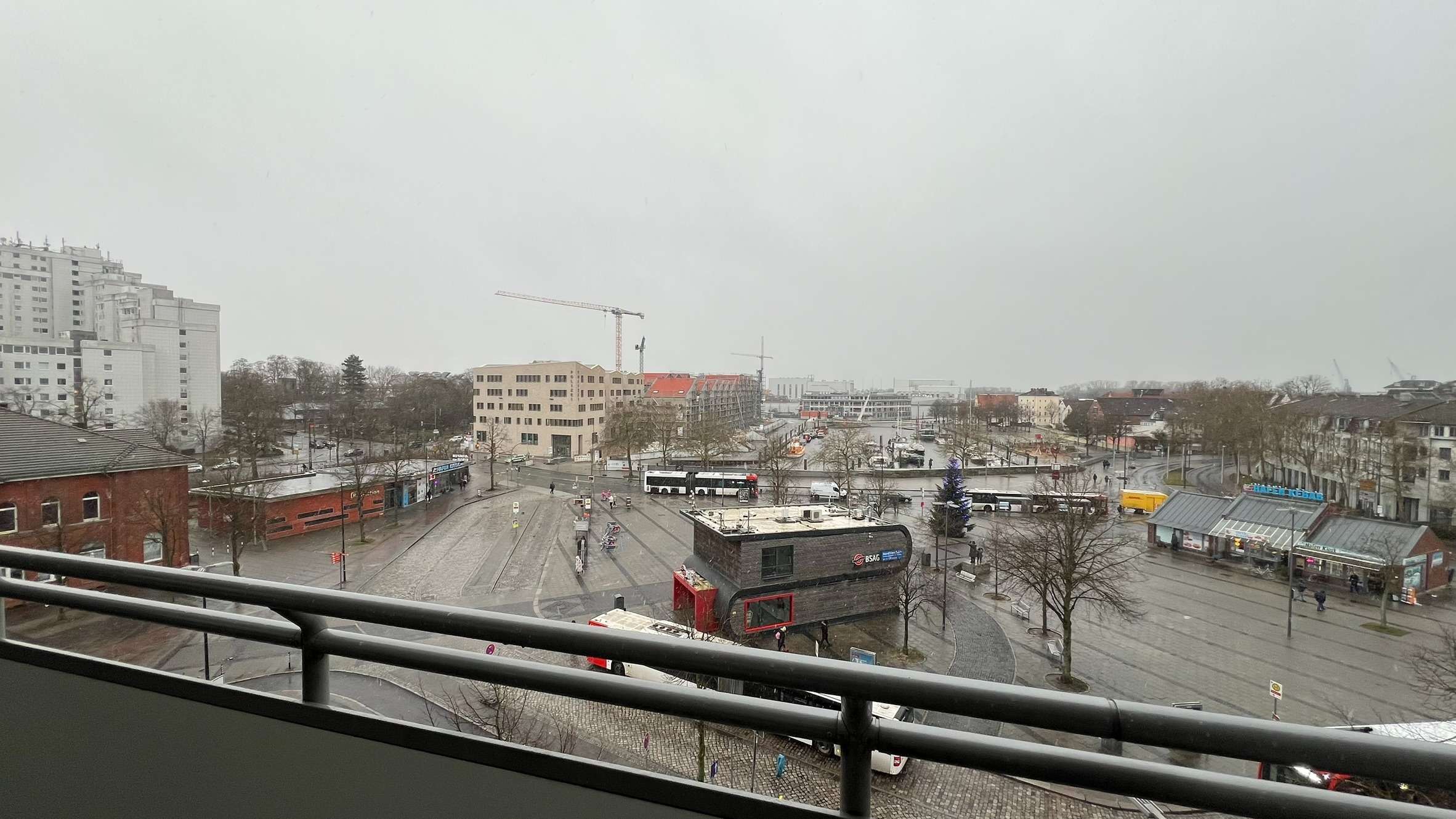 1-Zimmerwohnung mit Balkon, Stellplatz und Blick auf den Vegesacker Hafen, Bremen – Bild 1