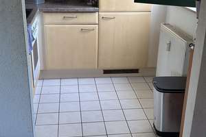 befristete alltagstaugliche 1-Zimmer-Wohnung bis 31.08.2027 – Fuchslöcherstrasse 3, 7749 Wenigenjena, Jena – Vorschaubild 4