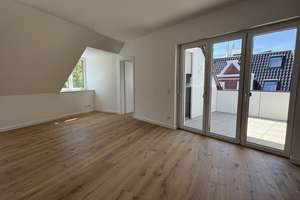 Neues Wohnen im Kreuzviertel: 4-Zimmer-Dachgeschosswohnung + Loggia, Erstbezug- Einziehen und fertig