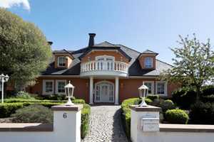 Exquisite Eleganz in Traumlage: Luxuriöse Villa mit idyllischem Garten und Pool nahe Echternach – Bitburg-Prüm (Kreis) – Vorschaubild 2