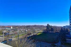 Property thumbnail 13