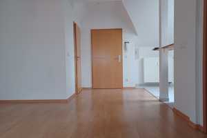 *Singles aufgepasst* DACHGESCHOSSWOHNUNG mit EBK*  – Rudolf-Renner-Straße 15, 1157 Dresden – Vorschaubild 7