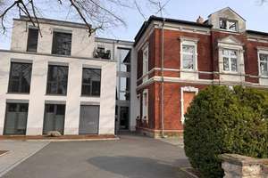 Frisch sanierte 3-Zi. DG-Whg mit Balkon u. Einbauküche im Dortmunder Süden