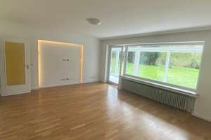 Lichtdurchflutete, 2-Zimmer-Wohnung mit traumhaftem Wintergarten & Gartenzugang in D-Lohausen