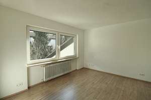 Großzügiges modernisiertes Reiheneckhaus mit Garten und Garage in toller Lage von Lörrach-Salzert – Arend-Braye-Straße 40, 79540 Lörrach – Vorschaubild 32
